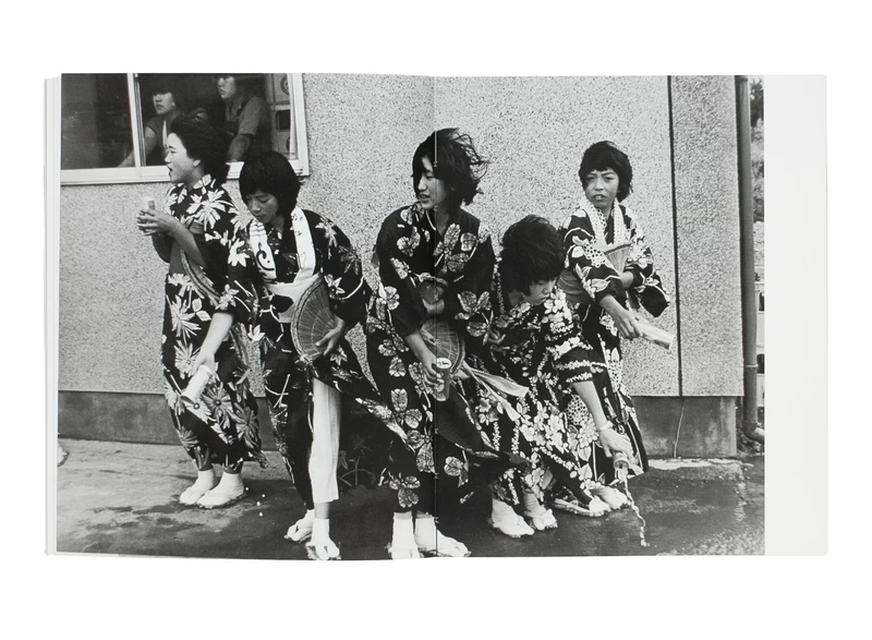 Issei Suda - My Japan - 須田一政 | shashasha 写々者 - 写真集と