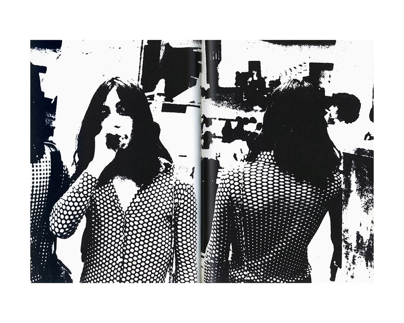 70s Tokyo Long Hair Inverted - 二本木里美 | shashasha 写々者