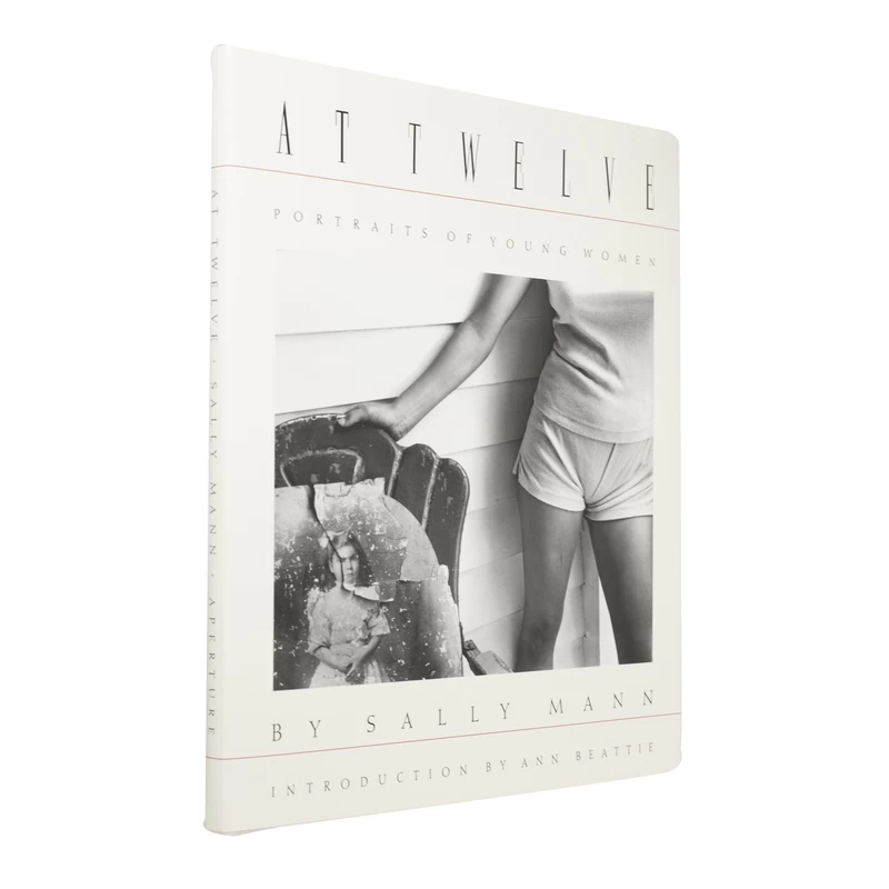 Sally Mann At Twelve 写真集 サリー・マン At Twelve, Portraits of Young Women - サリー・マン | shashasha 写