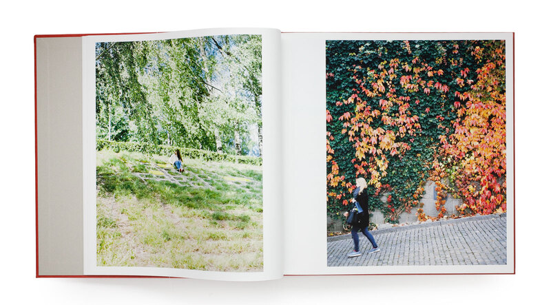 DISTANT DRUMS (RED) - Hideaki HAMADA | shashasha - Photography 