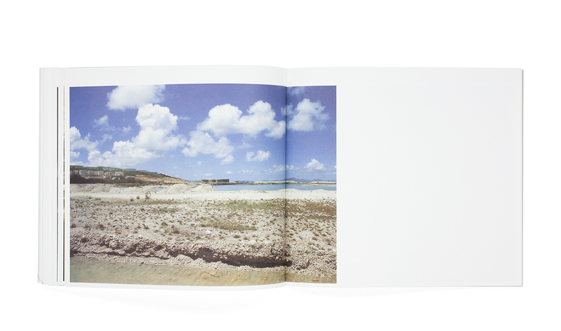 沖縄・奄美・吐噶喇 1974-1978 - 中平卓馬 | shashasha 写々者 - 写真