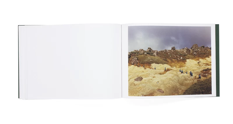 Assembly - Osamu YOKONAMI | shashasha - Photography & art in books