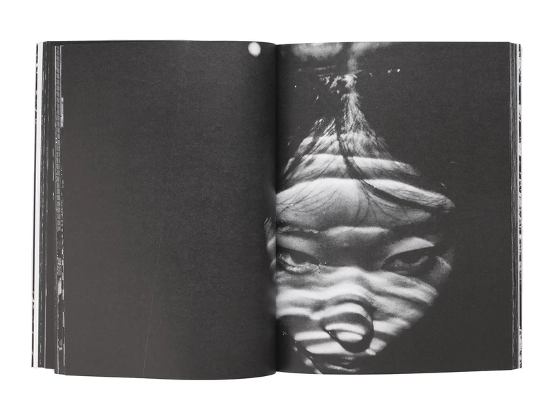 The Sound of Waves - Tatsuo SUZUKI | shashasha - Photography & art