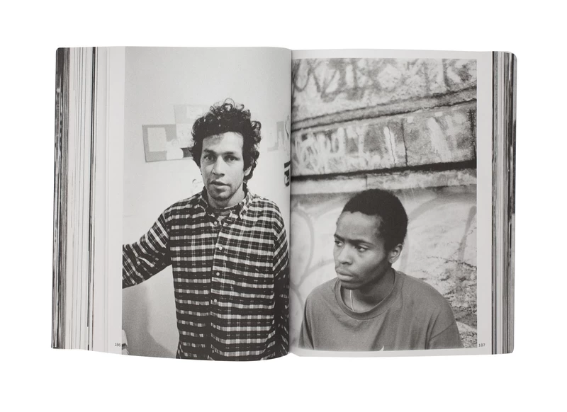 Beware - Ari MARCOPOULOS | shashasha - Photography & art in books