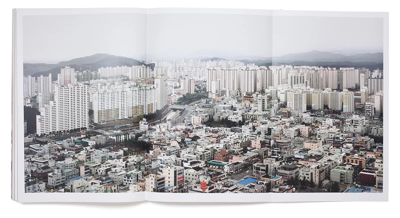 Nature & Politics - Thomas STRUTH | shashasha 写々者 - 写真集と
