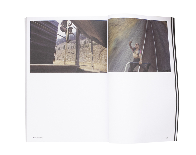 Hotshoe Issue 213: To Be Young - マーク・シュタインメッツ
