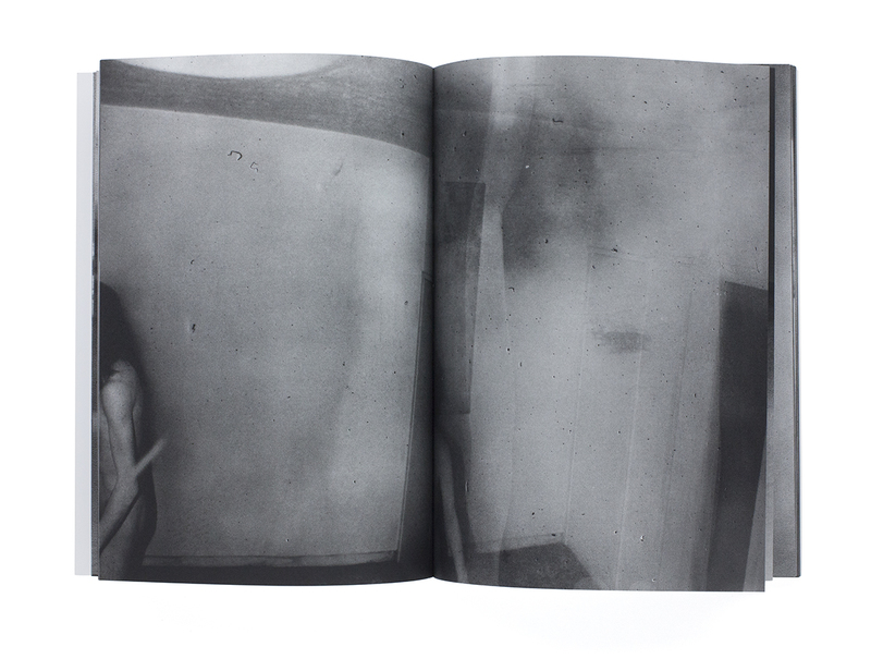 VERTIGO - Daisuke YOKOTA | shashasha - Photography & art in books