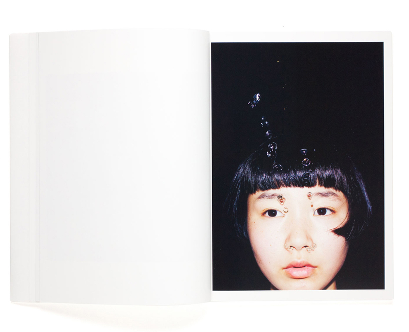 Me and Me - Izumi MIYAZAKI | shashasha - Photography & art in books