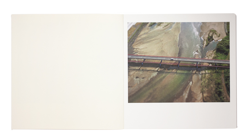【真作 ・ 希少小作品】人気城シリーズ「雪・松山城」橋本興家（木版画） Yahoo!オークション - 橋本興家『雪・松山城』 木版画 直筆
