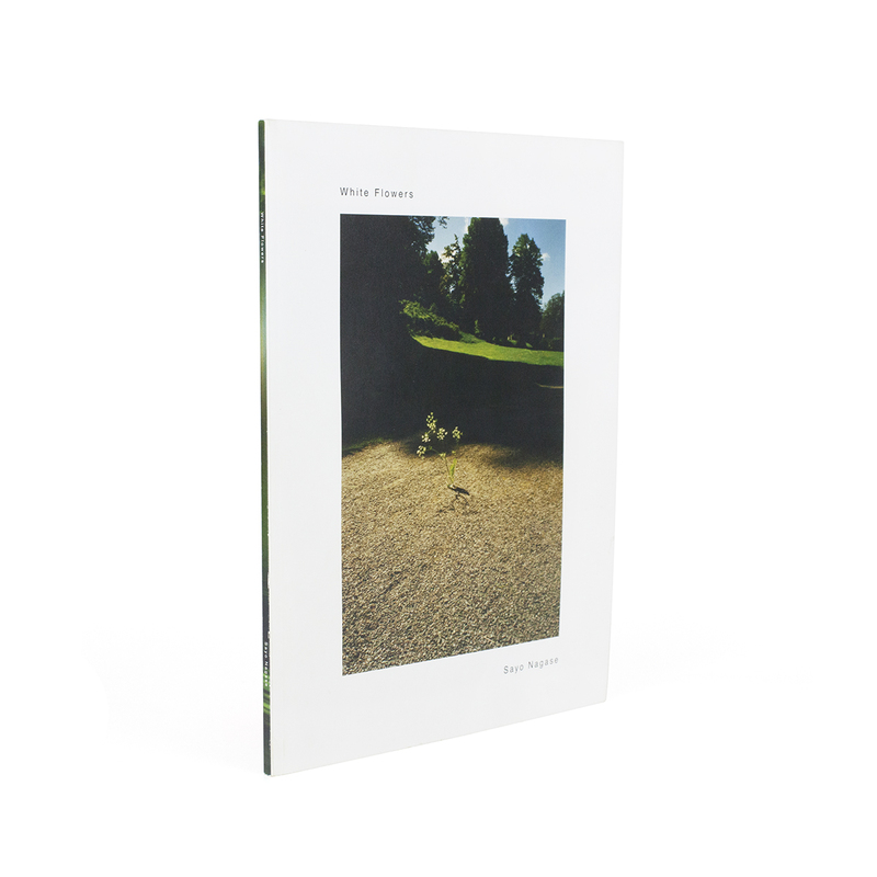 【希少 500部限定】White Flowers 永瀬沙世 作品集 写真集 希少 500部限定】White Flowers 永瀬沙世 作品集 写真集 White