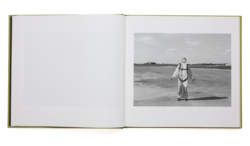 Songbook - Alec SOTH | shashasha - Photography & art in books
