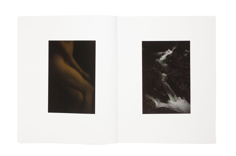 Māter - 上田義彦 | shashasha 写々者 - 写真集とアートブック