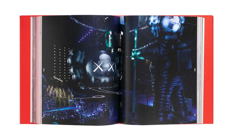 KAWS Tokyo First - KAWS | shashasha - Photography & art in books