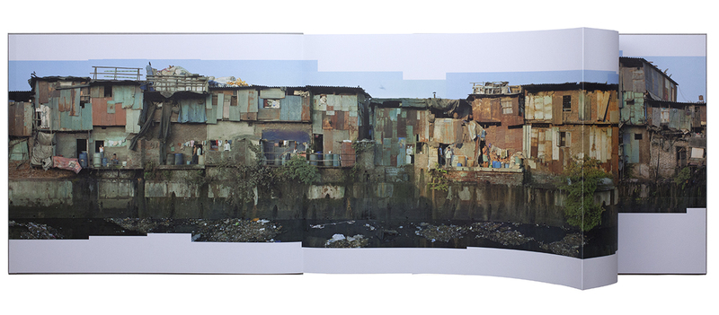Robert Polidori 60 Feet Road ロバート・ポリドリ 60 Feet Road, Bhatiya Nagar Facades - Robert POLIDORI