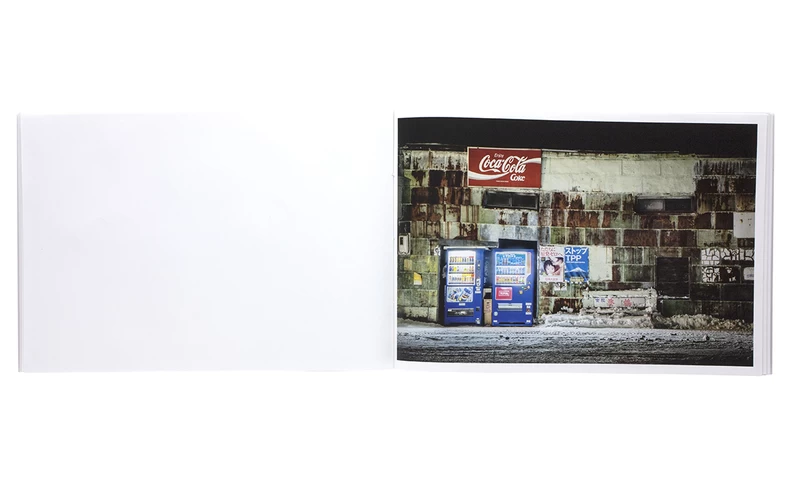 Roadside Lights - Eiji OHASHI | shashasha - Photography & art in books