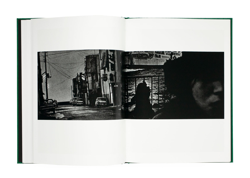 森山大道　写真集　「狩人」 狩人 / A Hunter（2019, Signed） - 森山 大道 / Daido Moriyama