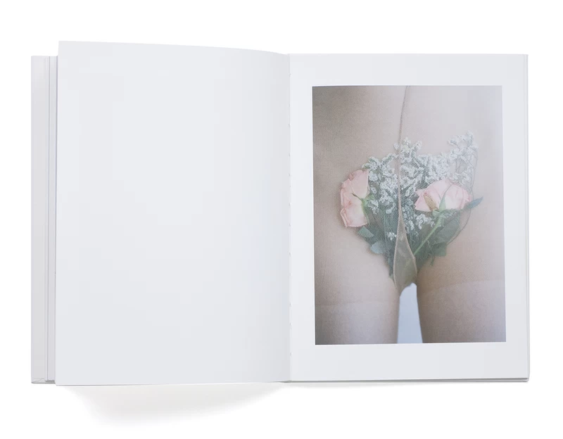 Hart+Leshkina　BEYOND THE CLOUDS　限定500部 BEYOND THE CLOUDS - Hart+Lëshkina | shashasha 写々者 - 写真集と