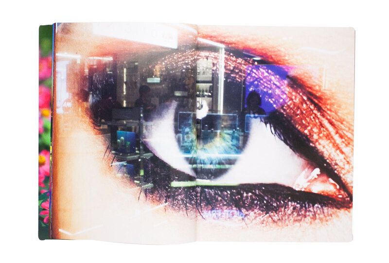 Eternity in a Moment Vol. 1 - 蜷川実花 | shashasha 写々者 - 写真集