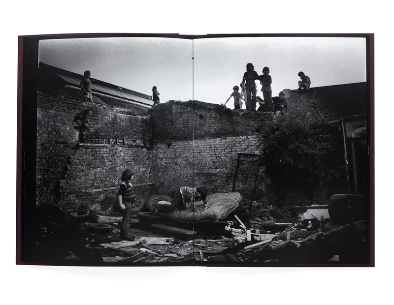 1973 - Keiichi TAHARA | shashasha - Photography & art in books
