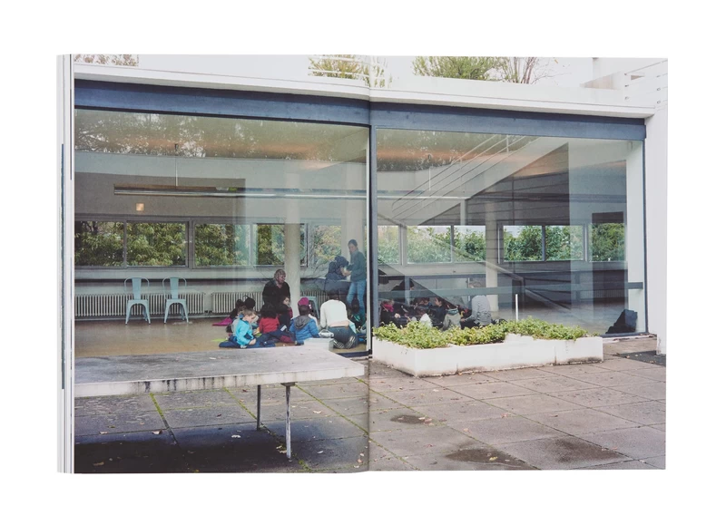 Looking Through: Le Corbusier Windows - Takashi HOMMA | shashasha