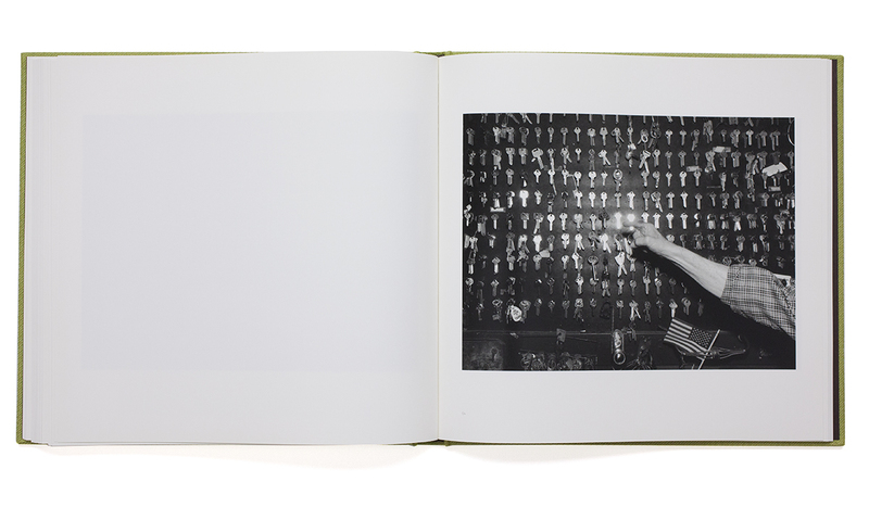 Songbook - Alec SOTH | shashasha - Photography & art in books