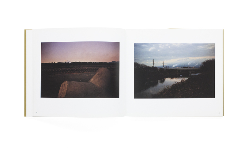 DRAGONFLY - 尾仲浩二 | shashasha 写々者 - 写真集とアートブック