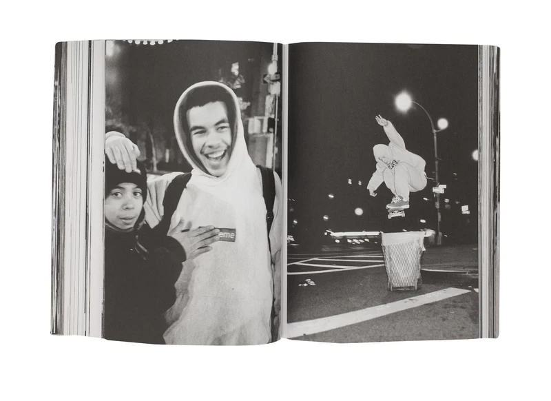 Beware - Ari MARCOPOULOS | shashasha - Photography & art in books