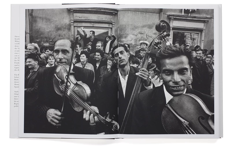 ROMA - Josef KOUDELKA | shashasha 写々者 - 写真集とアートブック
