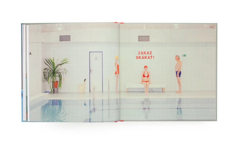 Swimming Pool - Maria SVARBOVA | shashasha - Photography & art in