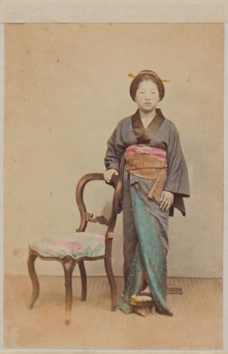 Shimooka Renjō, ‘Tōkaidō Mishima jorō (Prostitute of Mishima on the Tōkaidō highway)’/ ‘Tea house attendant’, c.1863-70.