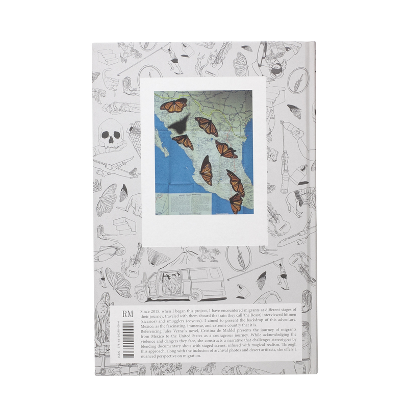 Journey to the Center - Christina de MIDDEL | shashasha 写々者