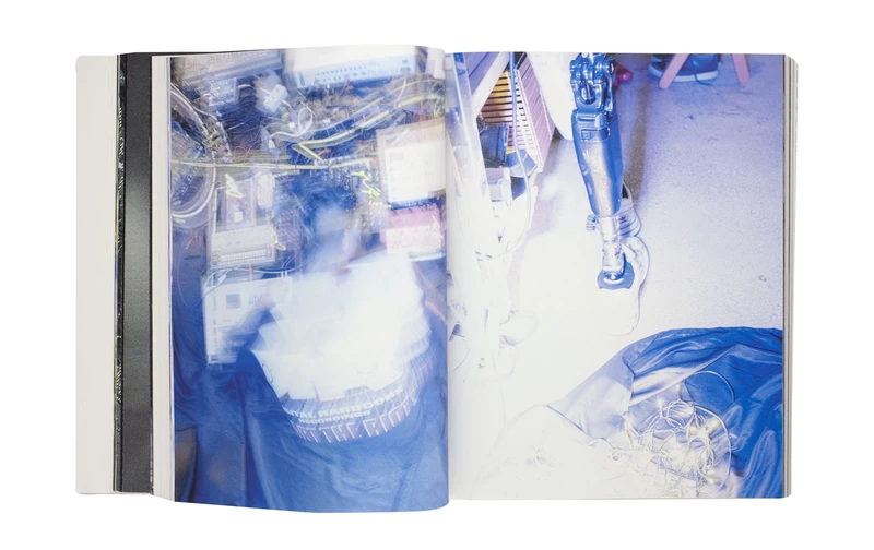 Contact High Zine Issue 4: Into the Parallel - 山谷佑介、片山真理