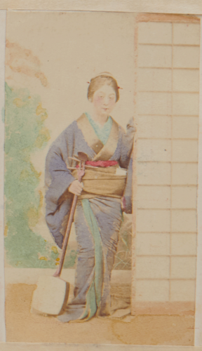 Shimooka Renjō, ‘Geisha (Geisha)’/ ‘Une belle du demi-monde très jolie’, c.1863-70.