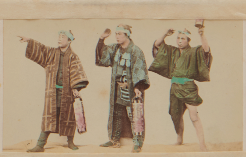Shimooka Renjō, ‘Daiku no musume (Carpenter’s girls)’/ Carpenter’s girls dressed in men’s clothes’, c.1863-70. This was the original caption before the carte was detached from the album and reinserted in error on the next page.