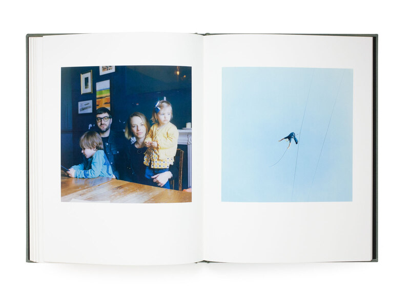 Exit - 金 玖美 | shashasha 写々者 - 写真集とアートブック