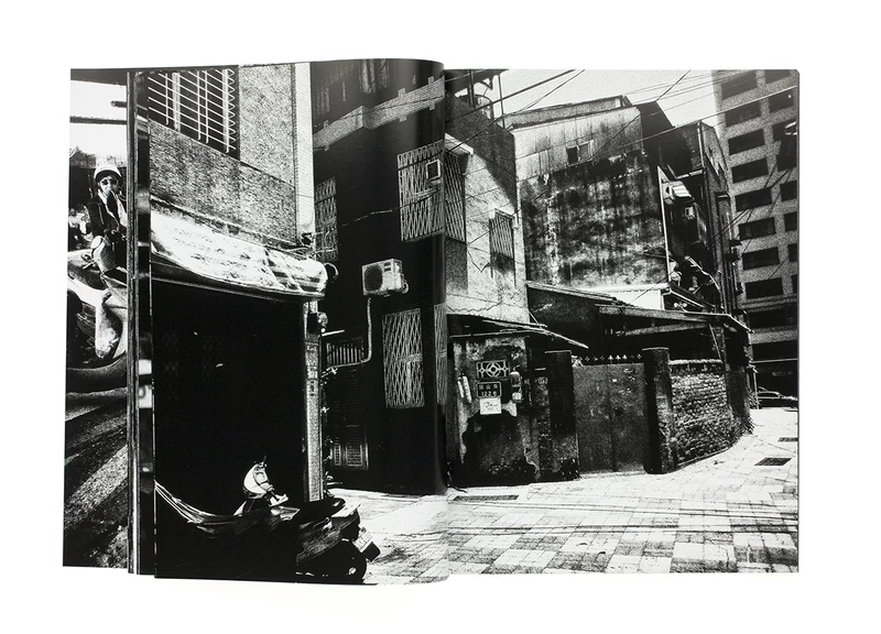 記録28号 - 森山大道 | shashasha 写々者 - 写真集とアートブック