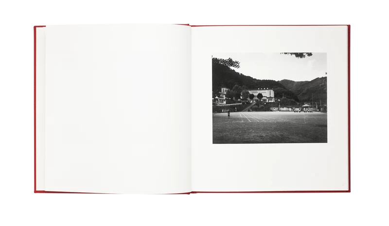 日本 特装版 2001-2020 - 本山周平 | shashasha 写々者 - 写真集と