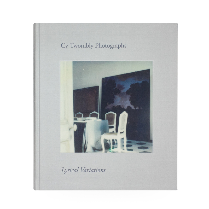 Cy Twombly 写真集 - 洋書