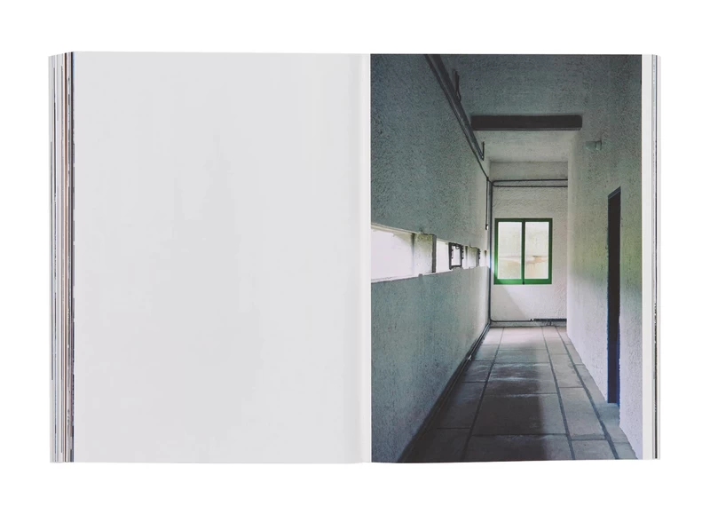 Looking Through: Le Corbusier Windows - Takashi HOMMA | shashasha