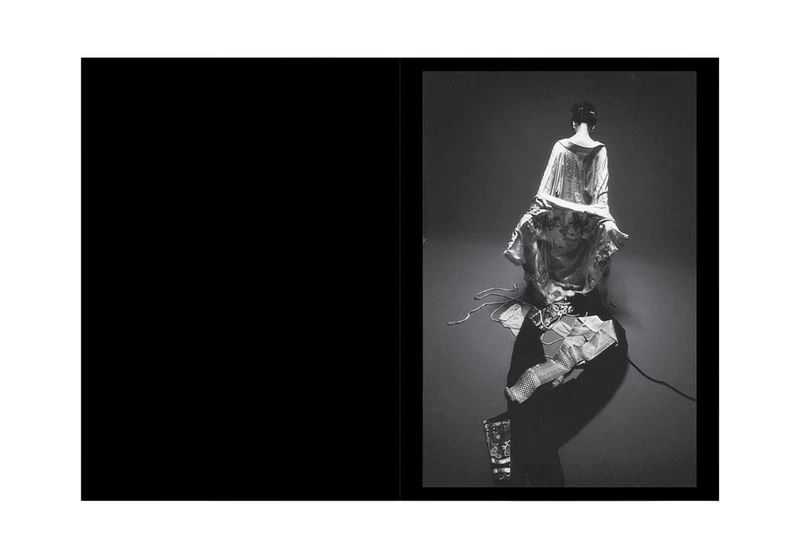 One Picture Book Two #45: Kimono - 細江英公 | shashasha 写々者