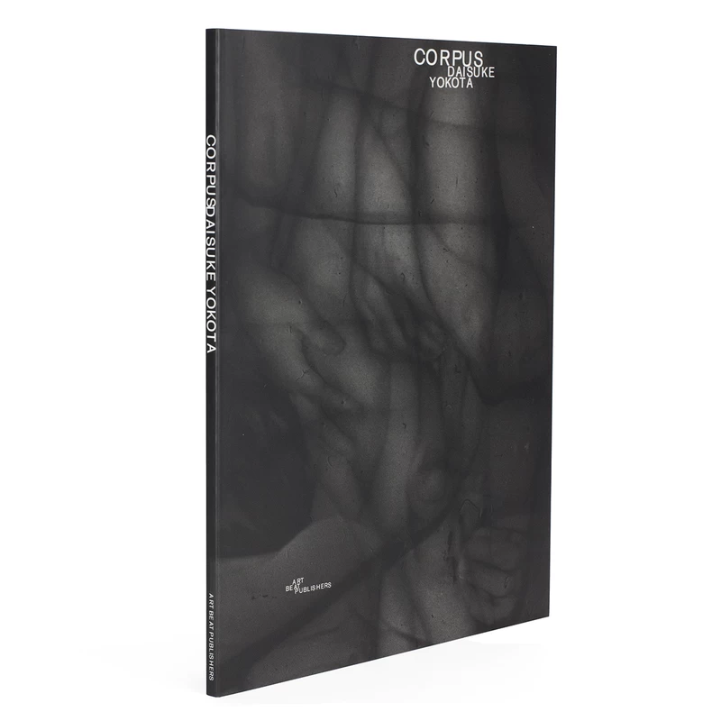 CORPUS 横田大輔　Daisuke Yokota CORPUS - 横田大輔 | shashasha 写々者 - 写真集とアートブック