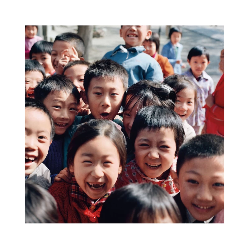 往事成追憶―中国の子供達 III - 秋山亮二 | shashasha 写々者 - 写真集