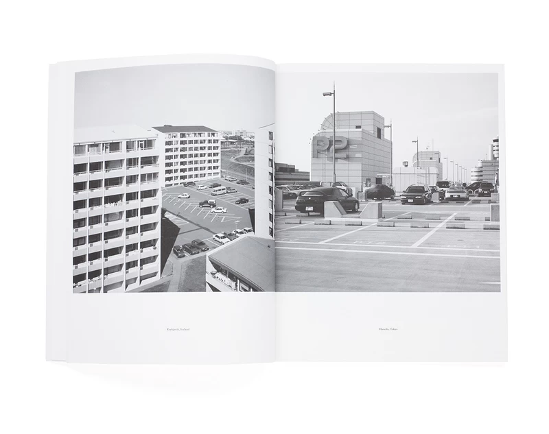 THIRTYFOUR PARKING LOTS ホンマタカシ 1st ED. THIRTYFOUR PARKING LOTS - Takashi HOMMA | shashasha - Photography