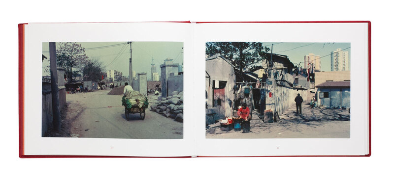 A Slow Boat to China - 尾仲浩二 | shashasha 写々者 - 写真集 A Slow Boat to China - 尾仲浩二 | shashasha 写々者 - 写真集