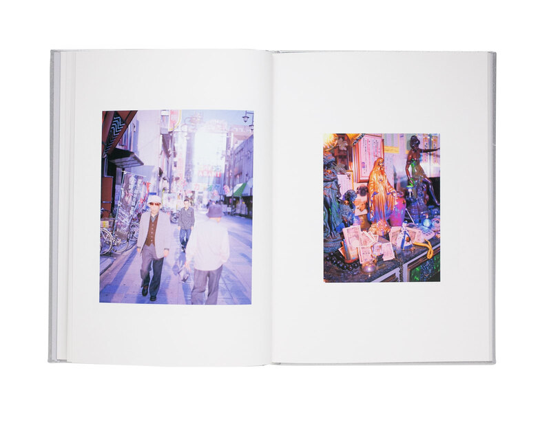 アート・デザイン・音楽 Showa 88 usui kazuyoshi Showa 88: an imaginary past photographed by Kazuyoshi Usui