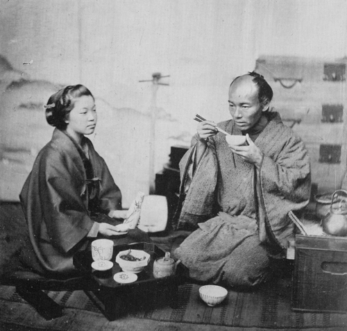 Felice Beato, Couple at meal, albumen print, 1863-65.