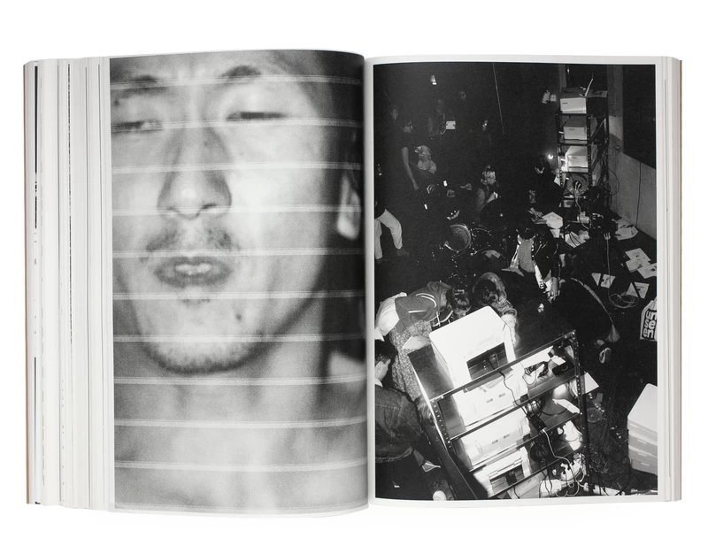 Doors - 山谷佑介 | shashasha 写々者 - 写真集とアートブック