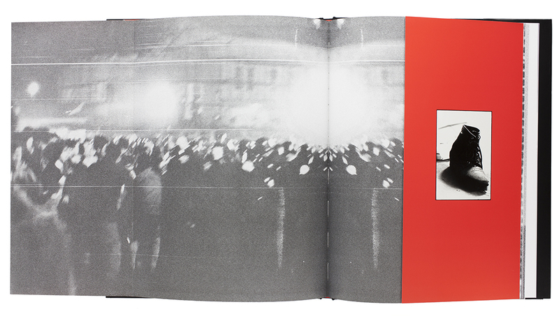 Barricade - Kazuo KITAI | shashasha - Photography & art in books