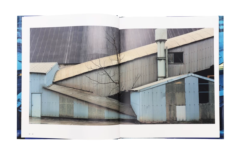 畠山直哉 写真集 LIME WORKS Naoya Hatakeyama Lime Works - Naoya HATAKEYAMA | shashasha - Photography & art in books