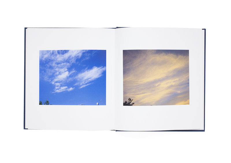 センチメンタルな空 - 荒木経惟 | shashasha 写々者 - 写真集と